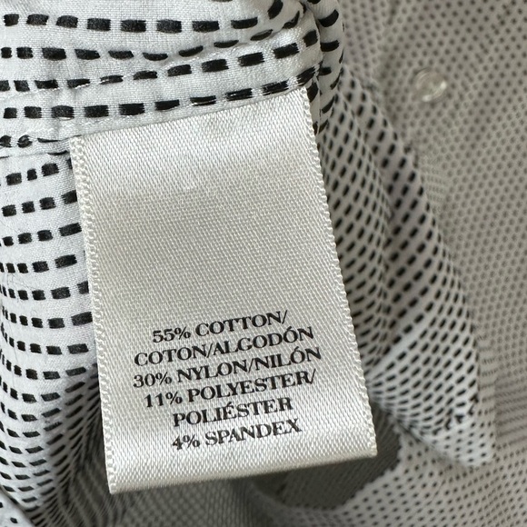 Ann Taylor Petite Women’s Button-Down Shirt White Black Dot Print Size 6P - Picture 6 of 7